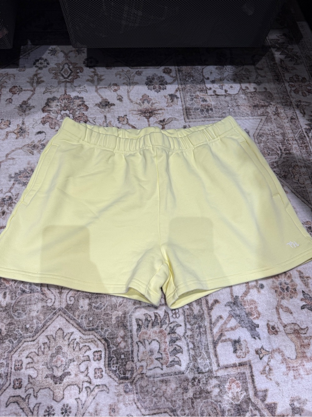 Acta Tori Halford shorts